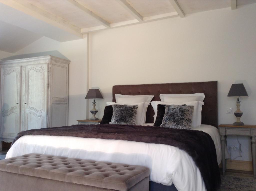 エグファイユ・ドニ La Grange D'Aunis Bed & Breakfast 部屋 写真