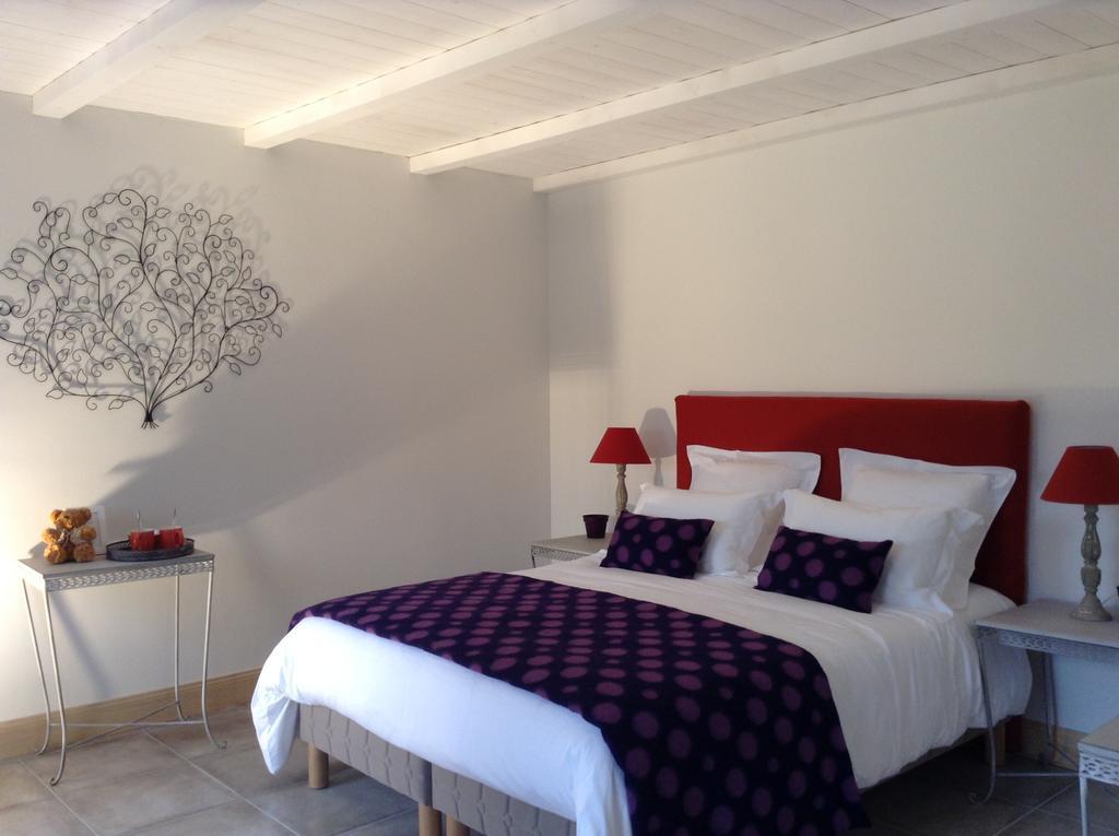 エグファイユ・ドニ La Grange D'Aunis Bed & Breakfast 部屋 写真