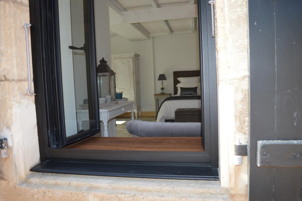 エグファイユ・ドニ La Grange D'Aunis Bed & Breakfast 部屋 写真